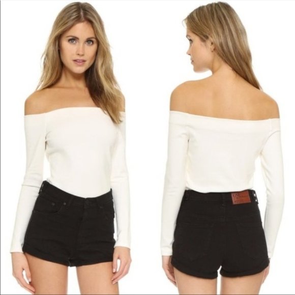 L'AGENCE Tops - L'agence Off The Shoulder Long Sleeves Blouse Ivory Top Size XS